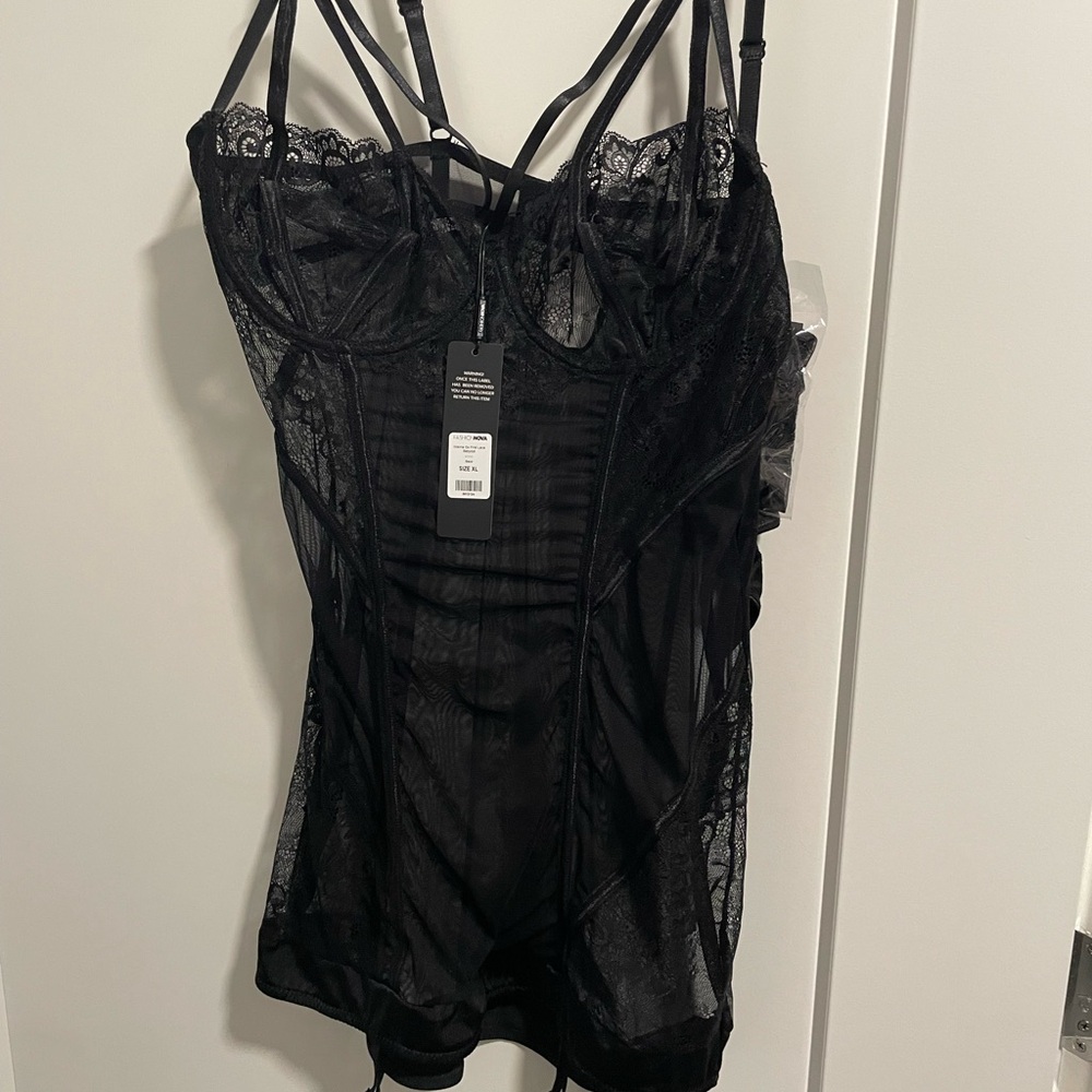 Fashion Nova Black Lace Chemise